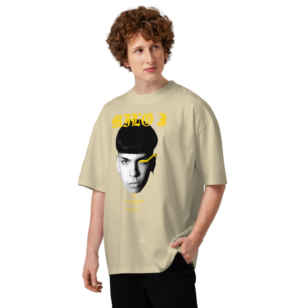 Oversize Milo J - Modelo masculino