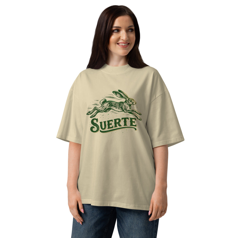 Oversize Suerte Liebre Saltando Verde - Modelo femenina