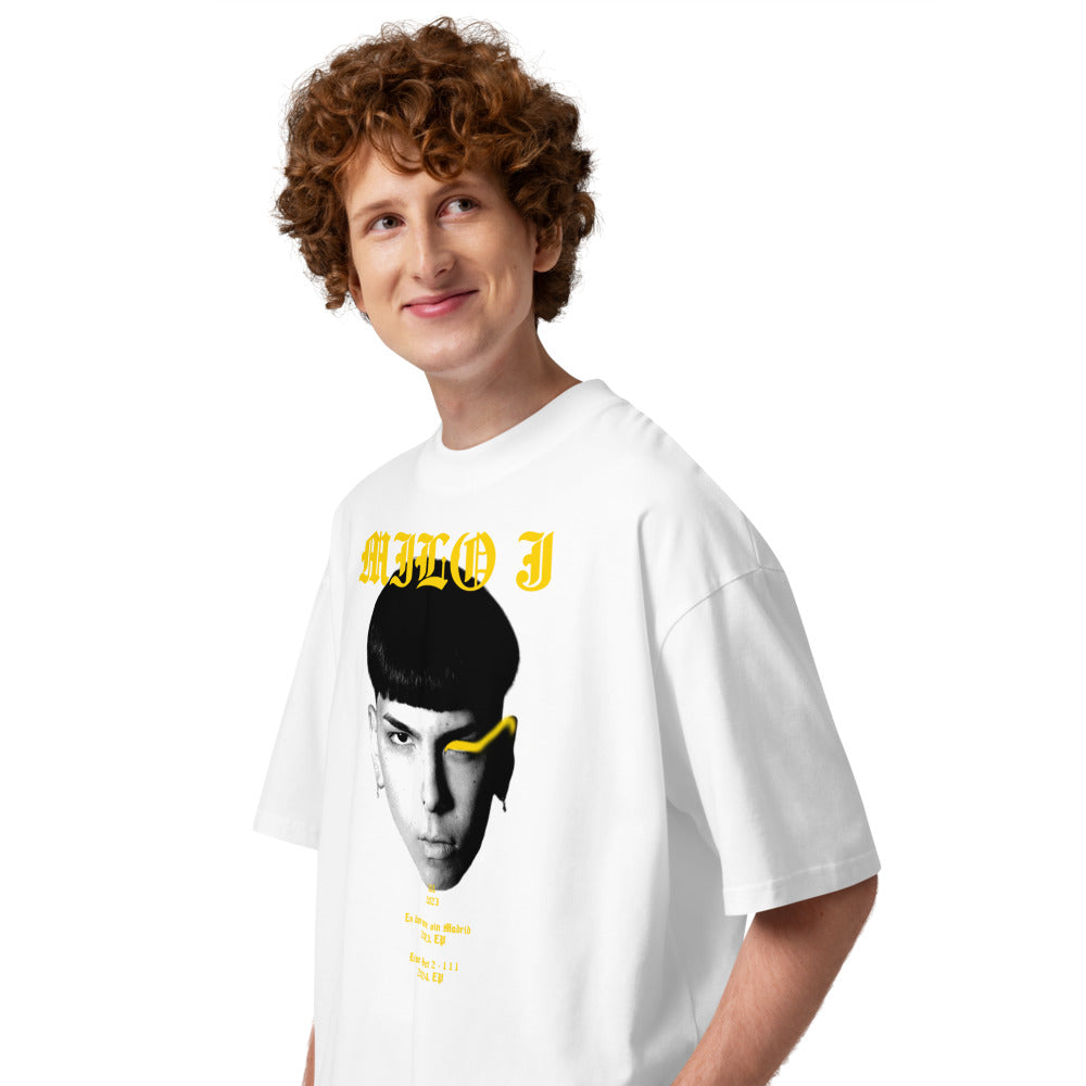 Oversize Milo J - Modelo masculino lateral