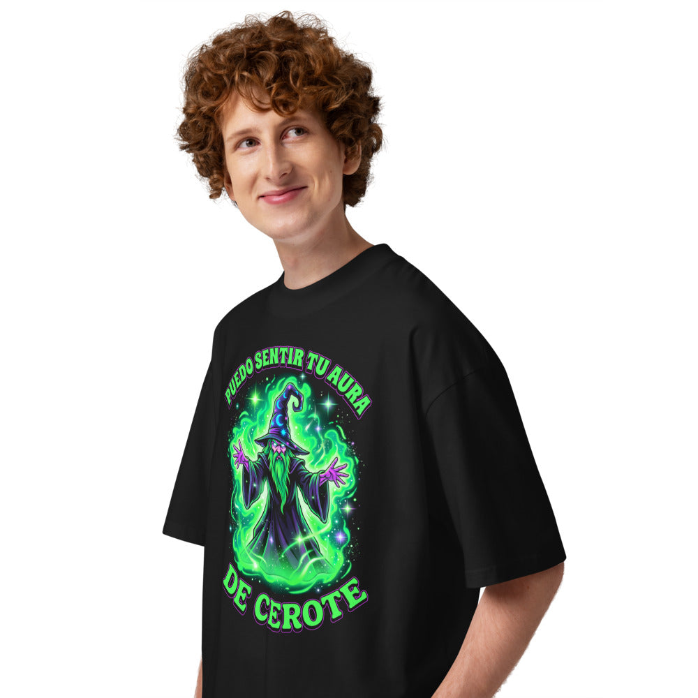 Oversize Mago Verde Puedo Sentir Tu Aura De Cerote - Modelo masculino lateral