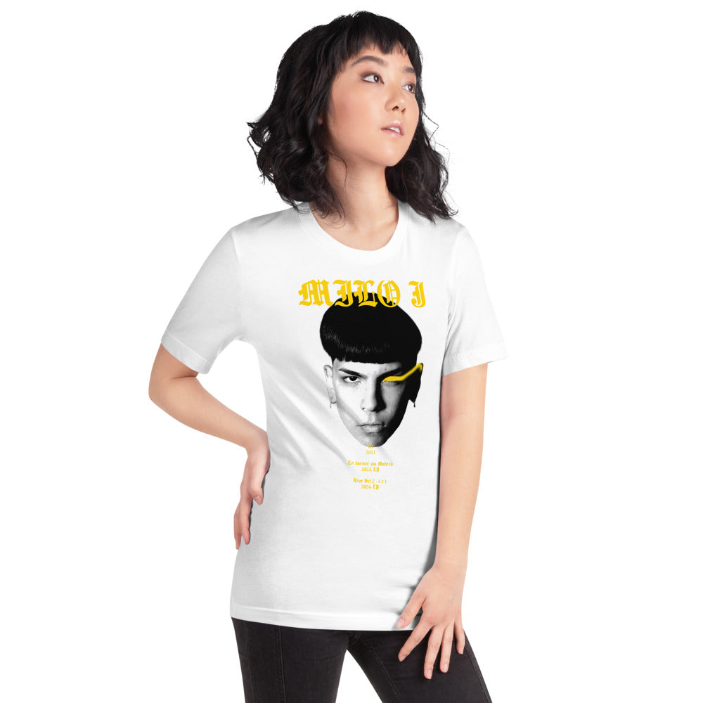 Playera Milo J - Modelo femenina