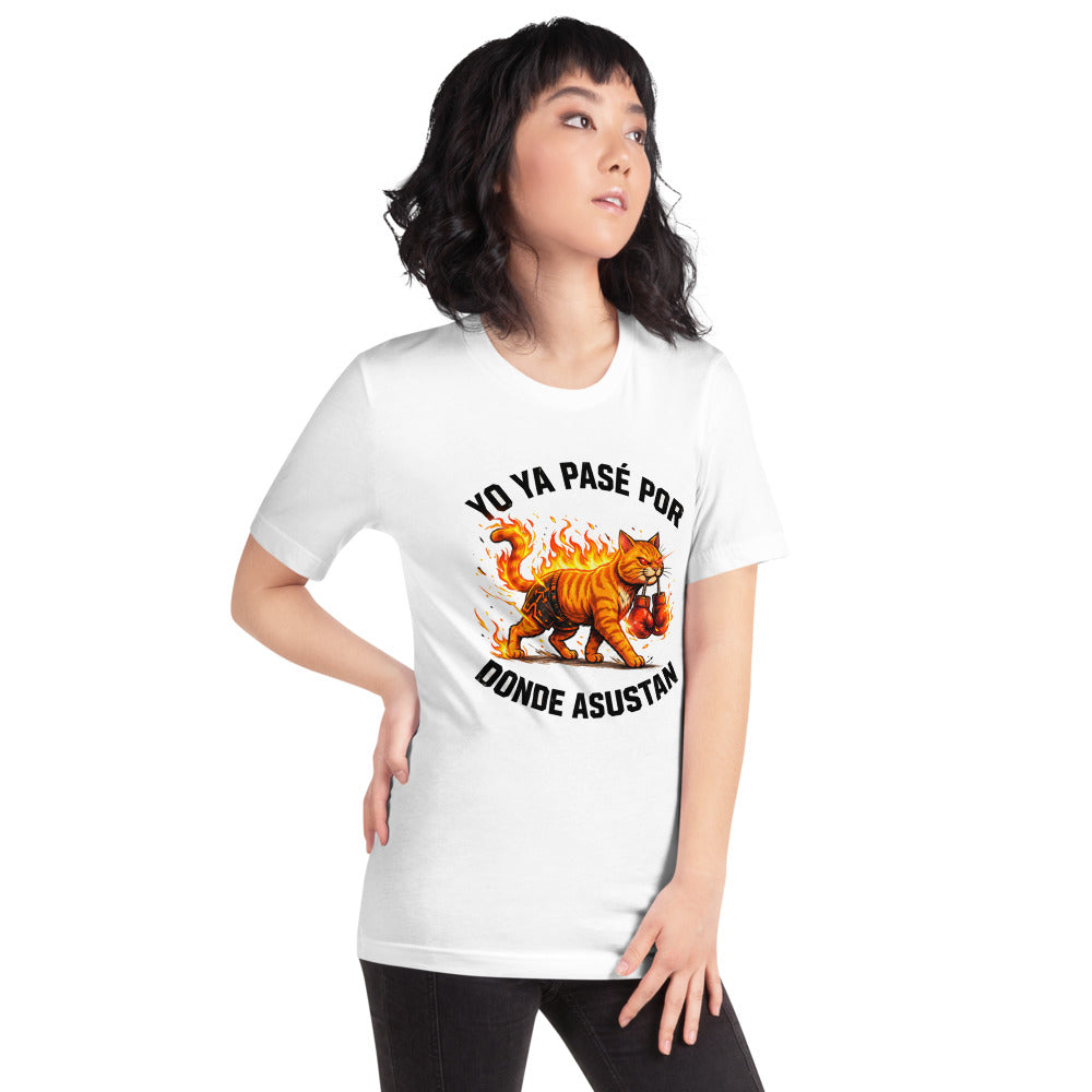 Playera Yo Ya Pasé Por Donde Asustan Gato Boxeador - Modelo femenina