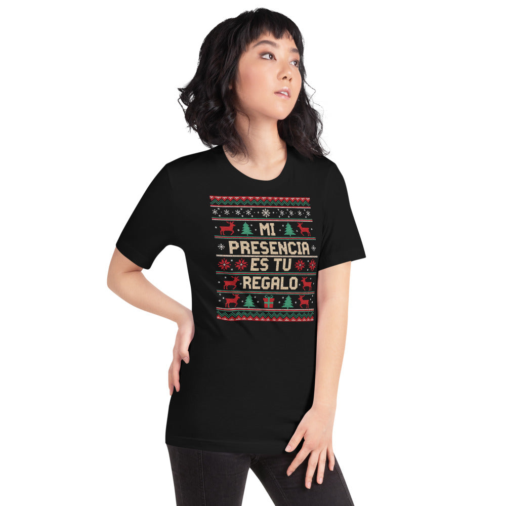 Playera Este es tu regalo - Modelo femenina
