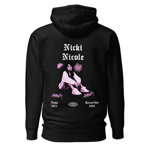 Nicki Nicole