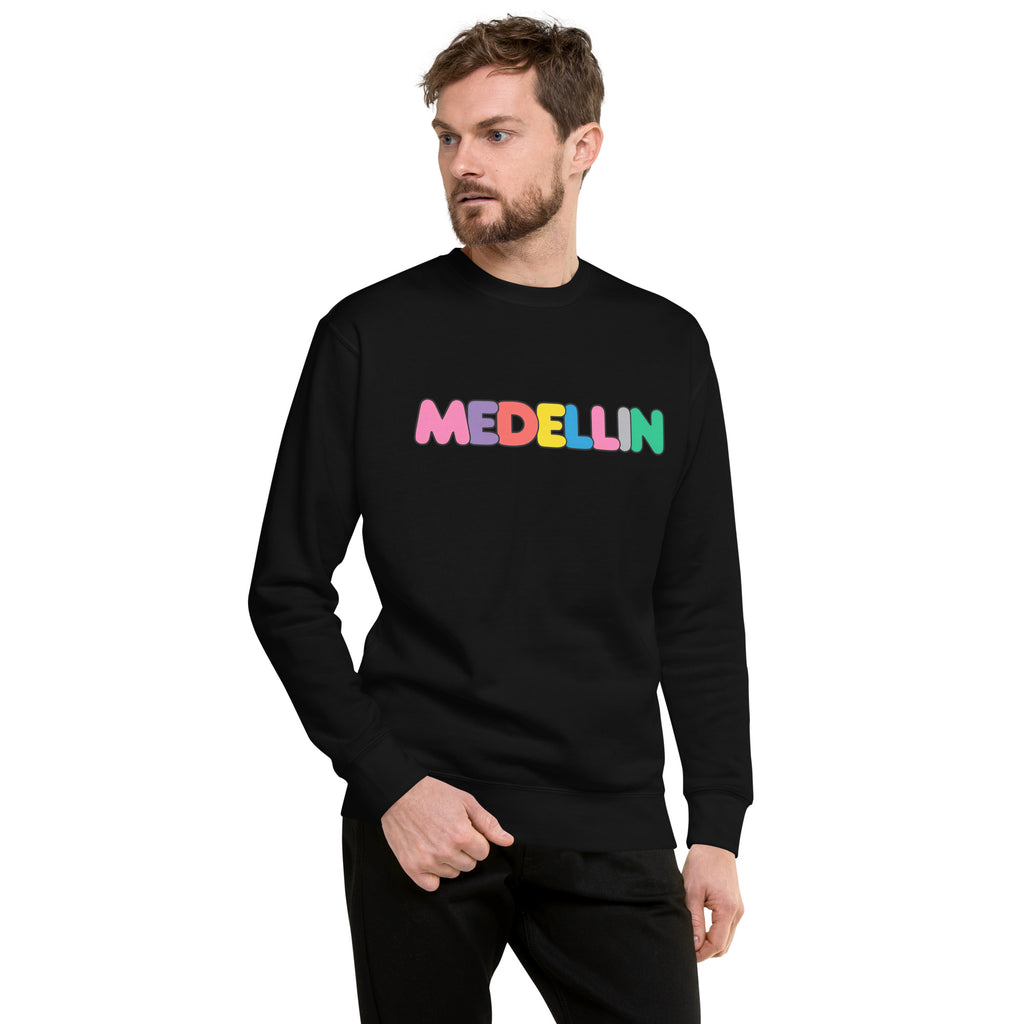 Suéter de Color Medellin ,Descubre calidad excepcional y estampados duraderos. Encuentra estilo y orgullo en cada prenda. Compra ahora!