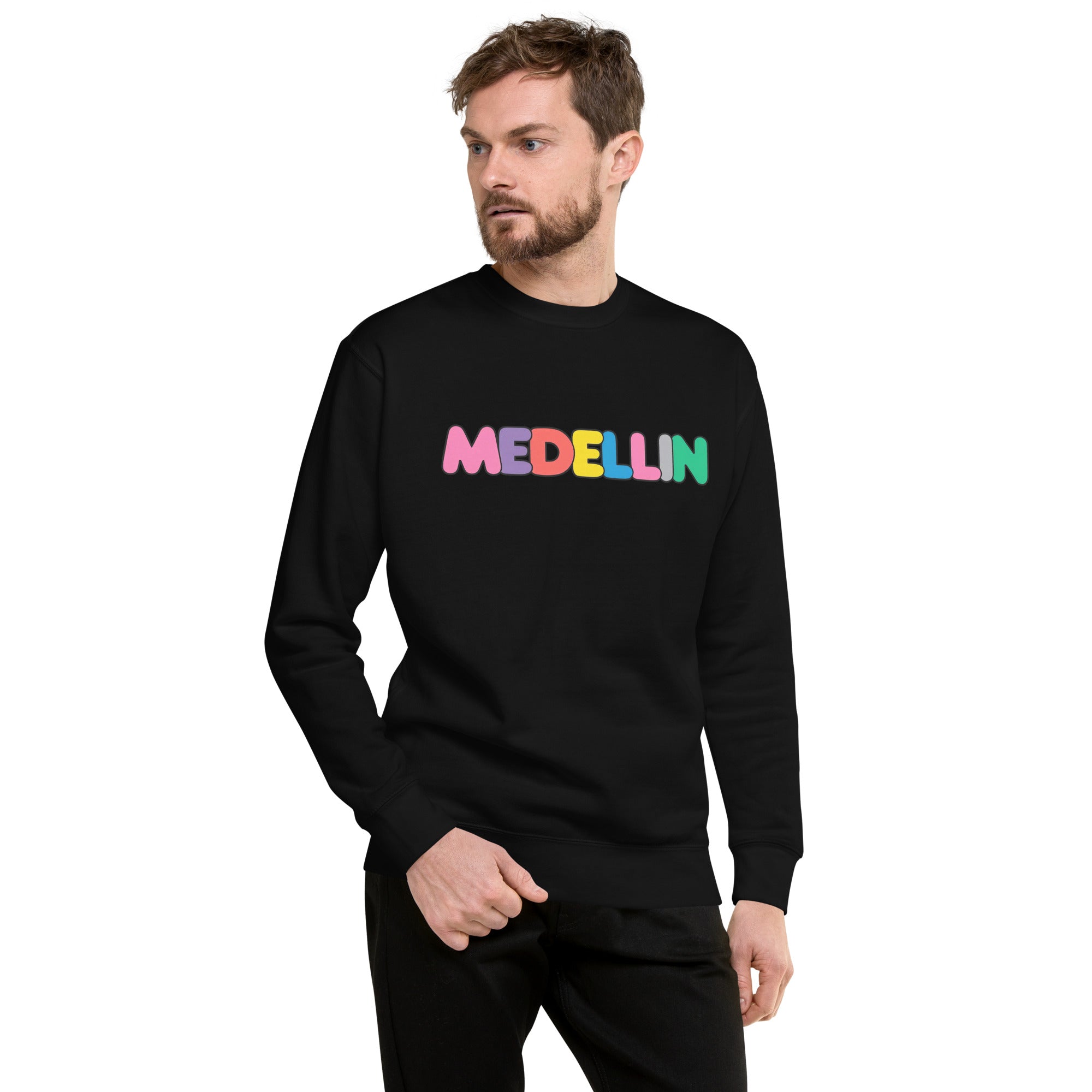 Suéter de Color Medellin ,Descubre calidad excepcional y estampados duraderos. Encuentra estilo y orgullo en cada prenda. Compra ahora!