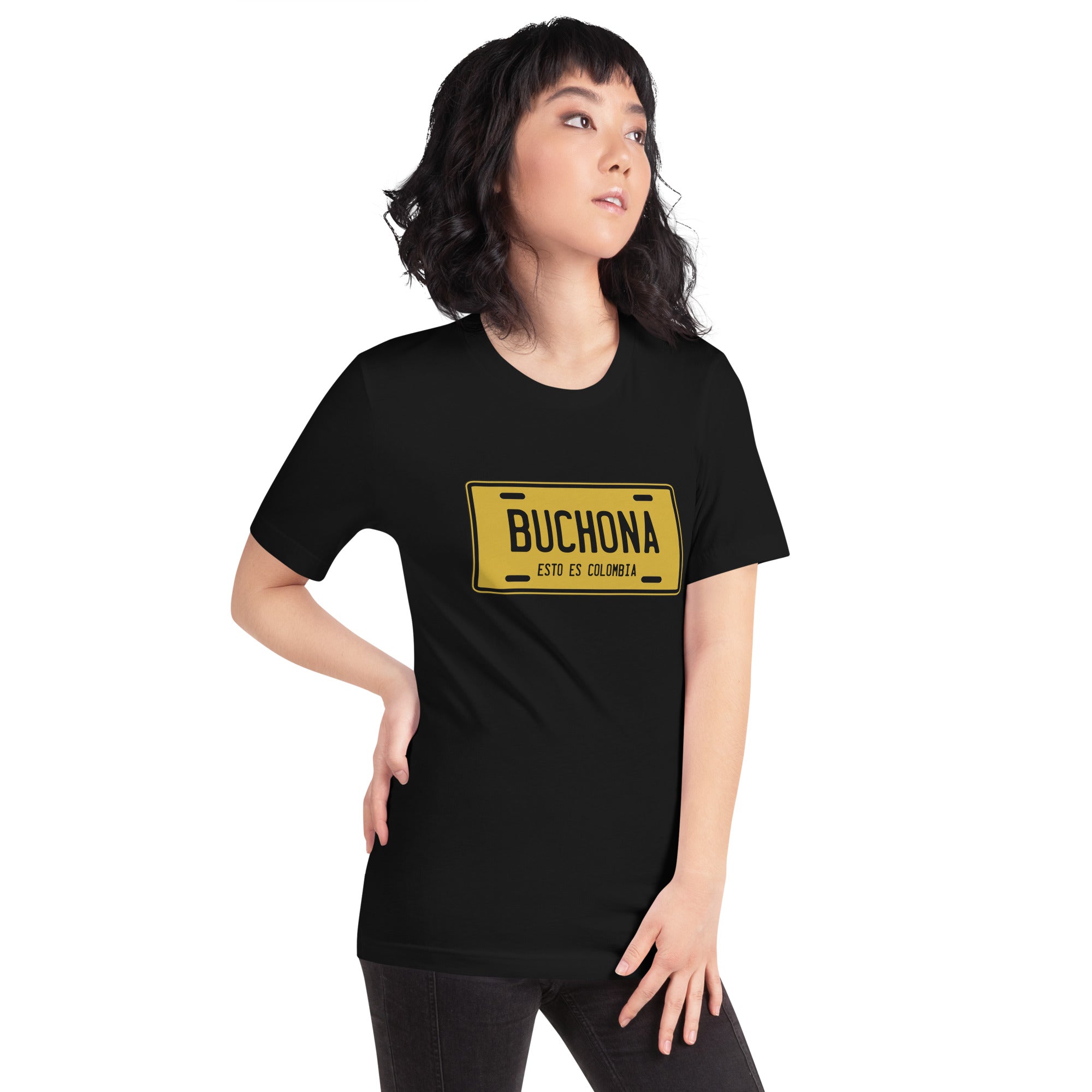 Camiseta Buchona Descubre calidad excepcional y estampados duraderos. Encuentra estilo y orgullo en cada prenda.