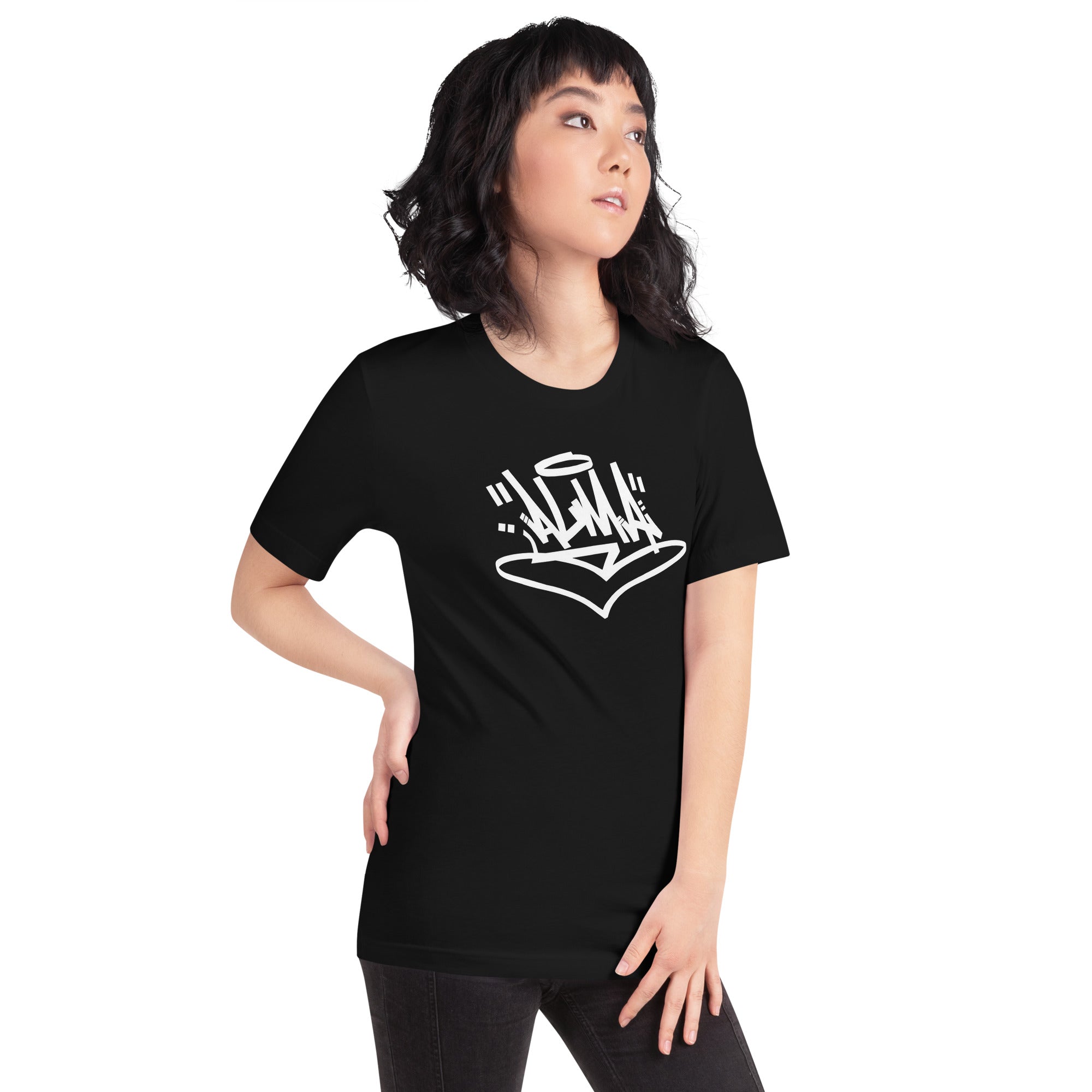 Camiseta Nicki Nicole Alma: el emblema de orgullo con calidad excepcional y estampado que resiste el paso del tiempo. Compra ahora solo en LOSMIOS