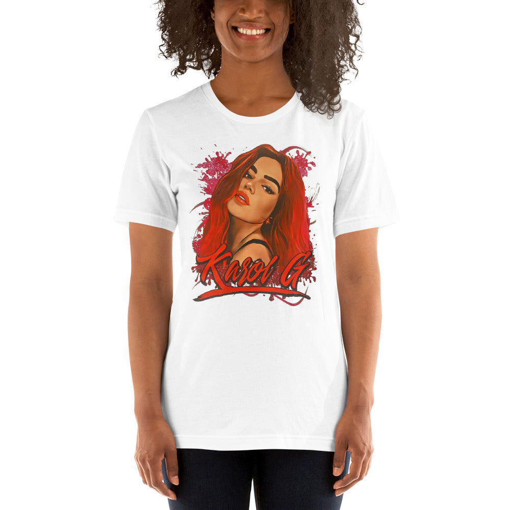 Camiseta Karol G QLONA Descubre calidad excepcional y estampados duraderos. Encuentra estilo y orgullo en cada prenda.