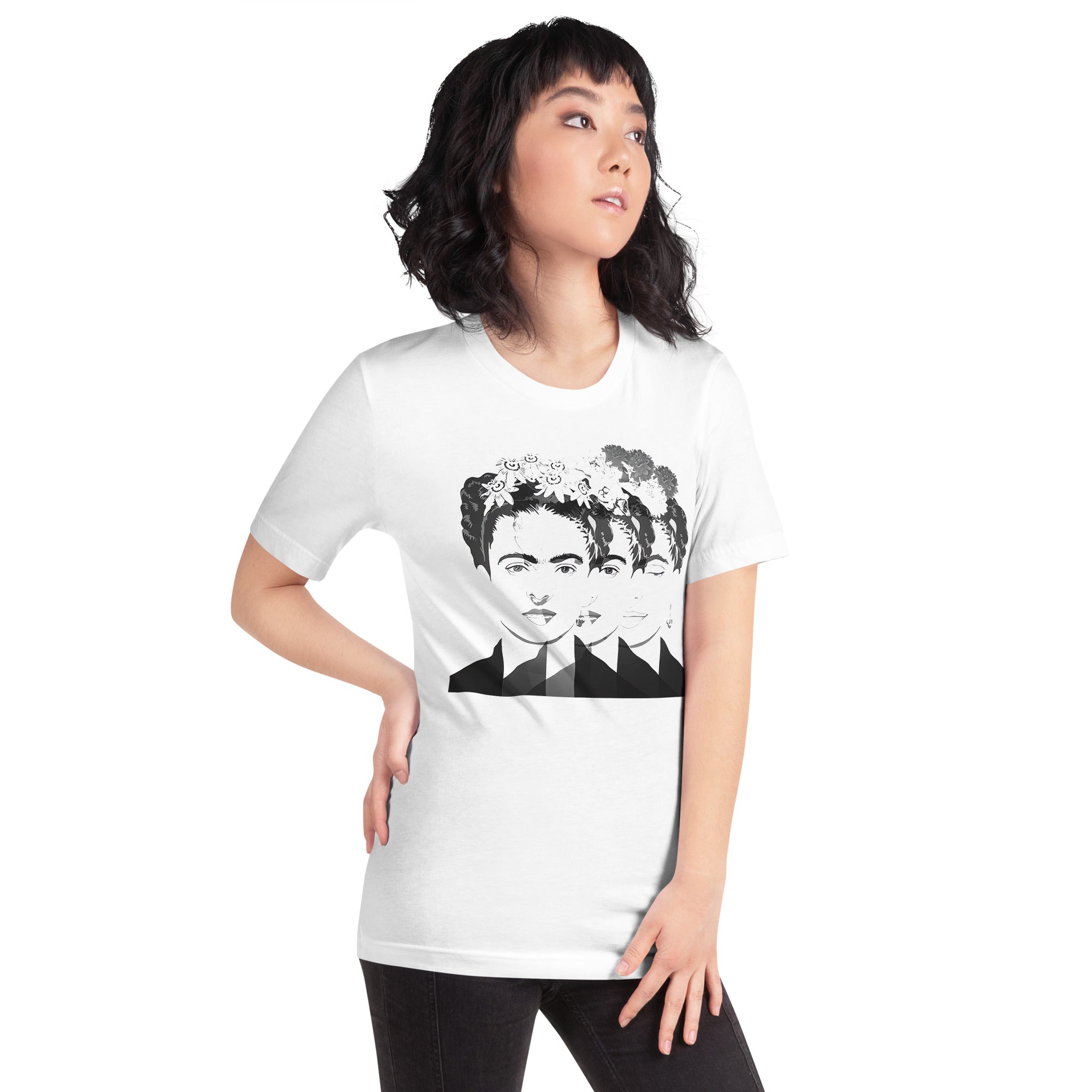 Playera Frida Portal ,Descubre calidad excepcional y estampados duraderos. Encuentra estilo y orgullo en cada prenda.