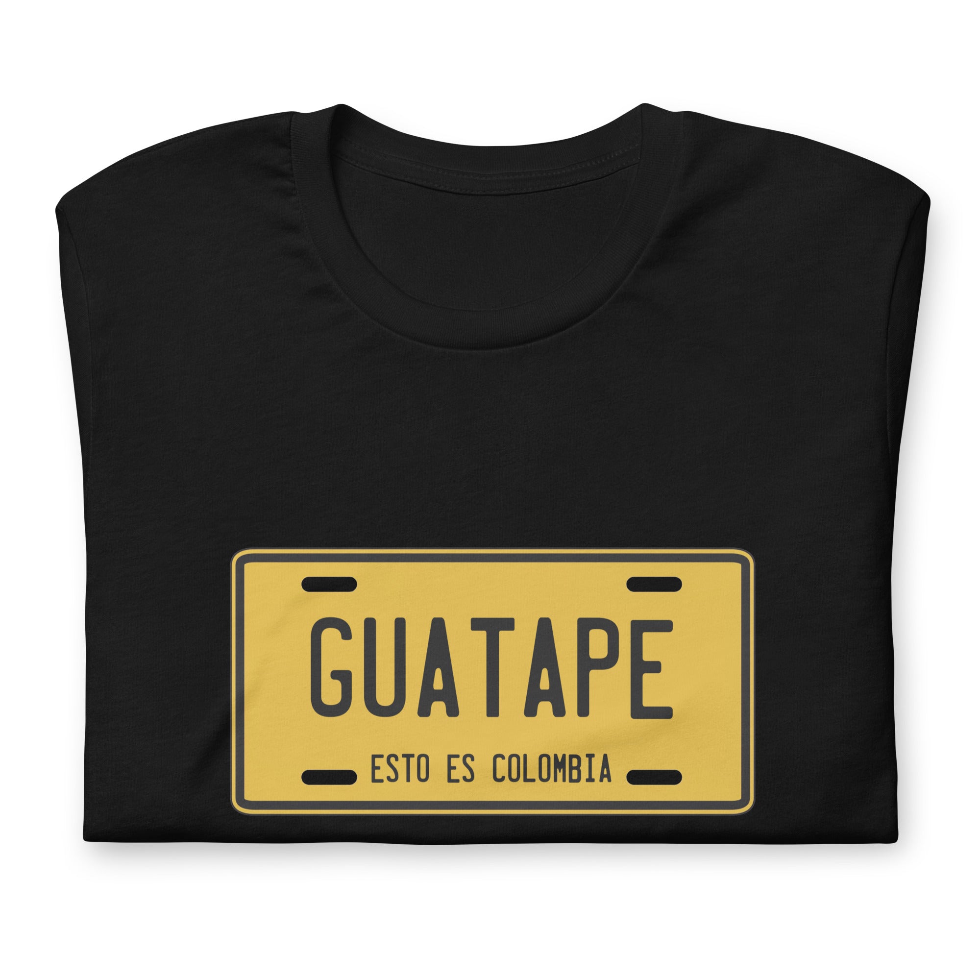 Muestra tu orgullo colombiano con la Camiseta Placa de Guatapé. Diseñada con los mejores materiales y un estampado duradero.